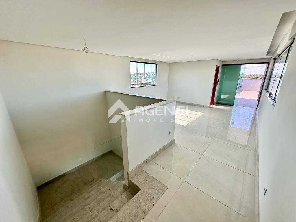 Cobertura, Serrano, 4 Quartos, 0 Vaga, 1 Suíte