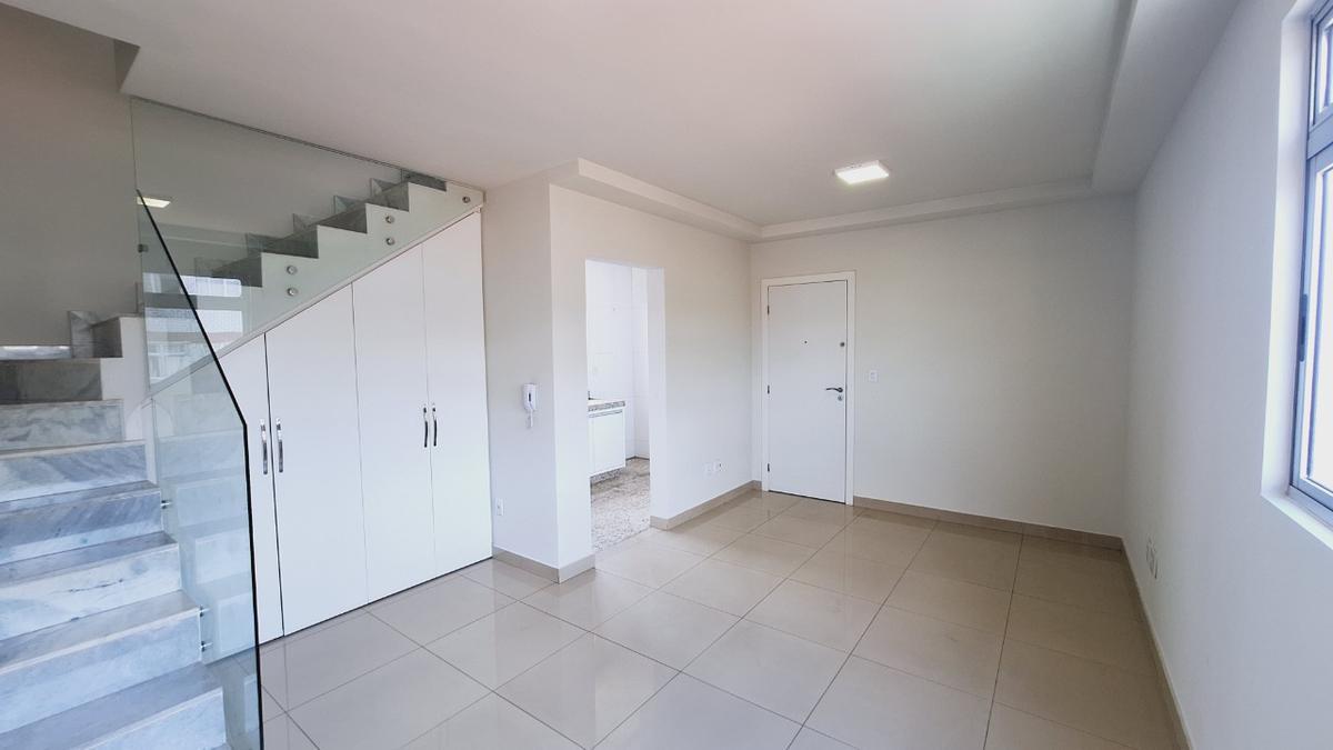 Cobertura, Concórdia, 4 Quartos, 2 Vagas, 2 Suítes