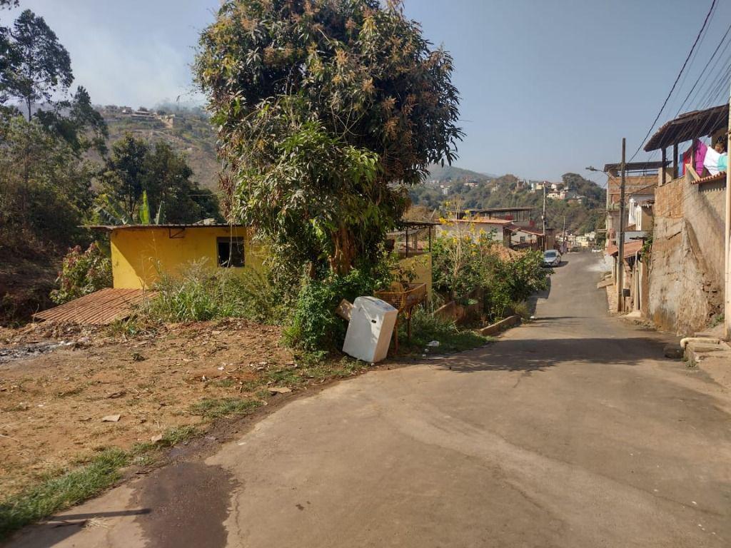 Lote, Água Férrea, 0 Quarto, 0 Vaga