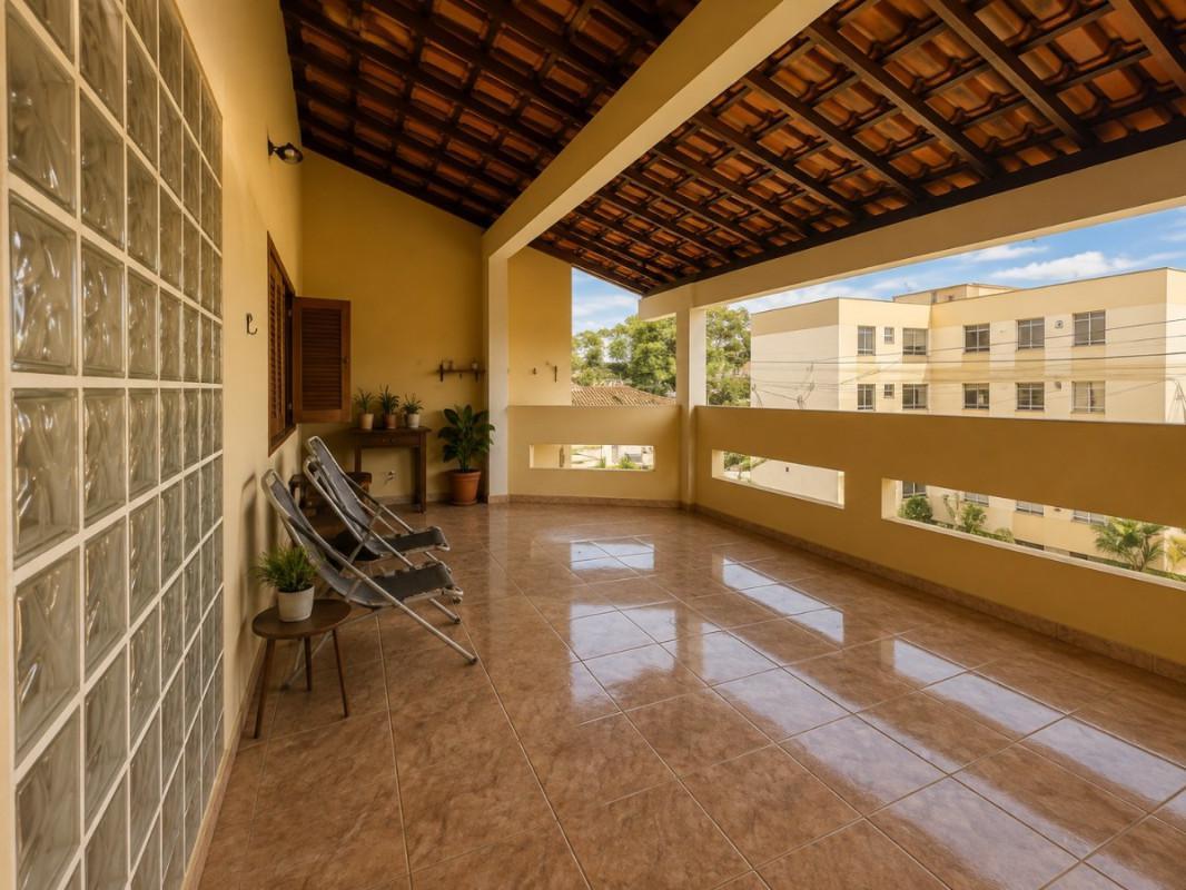 Casa, Alípio de Melo, 3 Quartos, 4 Vagas, 1 Suíte