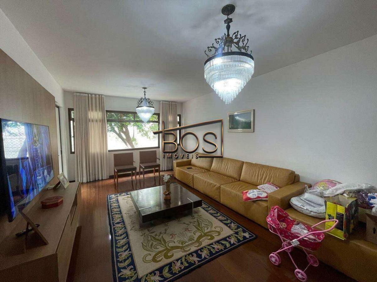 Apartamento, Funcionários, 4 Quartos, 3 Vagas, 2 Suítes