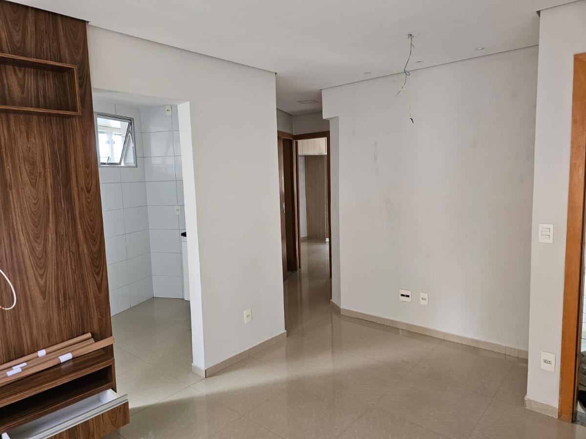 Apartamento, Fernão Dias, 2 Quartos, 1 Vaga