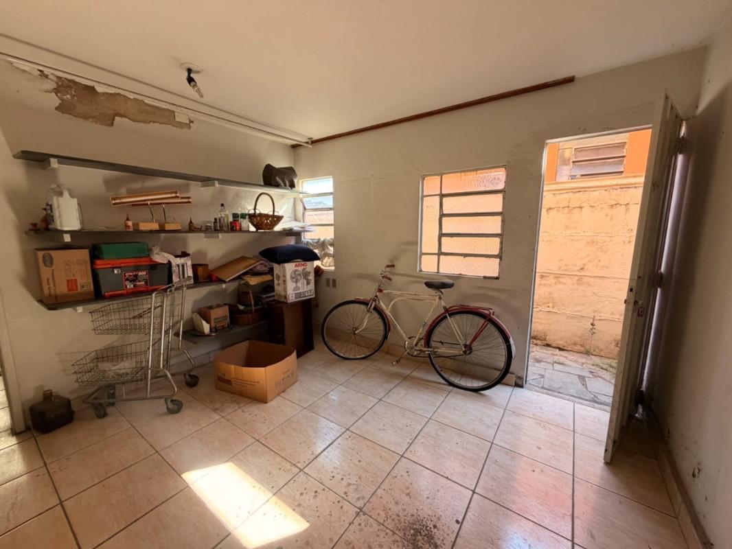 Casa, Prado, 4 Quartos, 2 Vagas, 1 Suíte