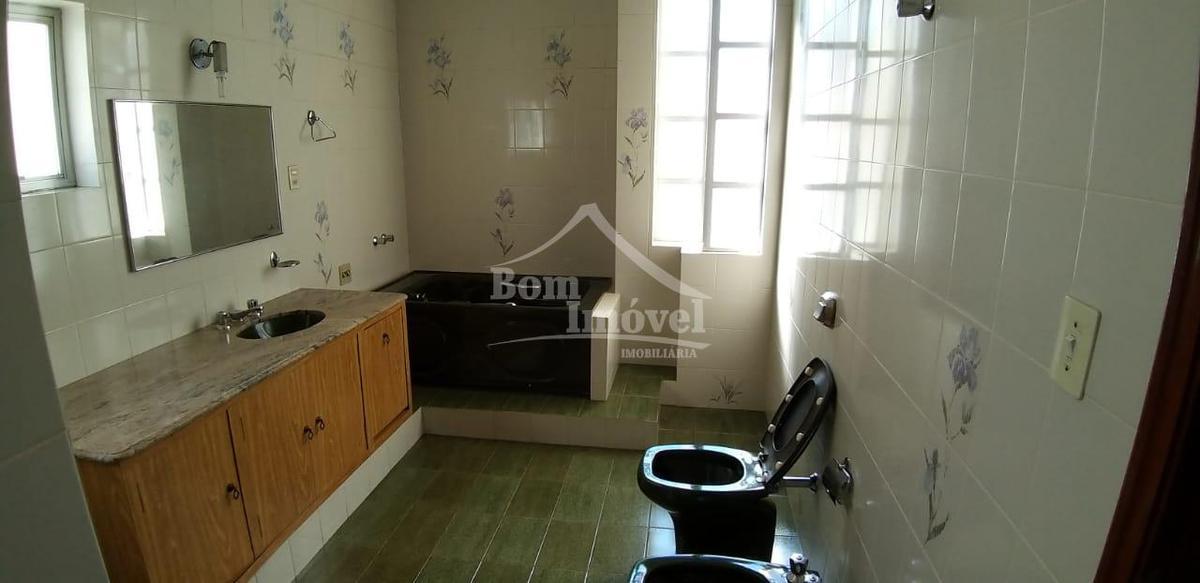 Casa, Centro, 3 Quartos, 3 Vagas, 1 Suíte