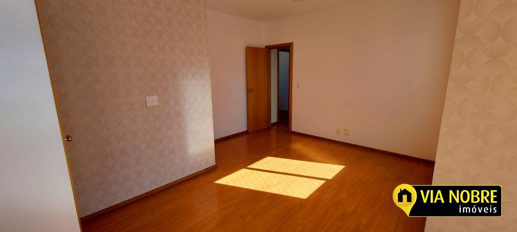 Apartamento, Estoril, 3 Quartos, 2 Vagas, 1 Suíte