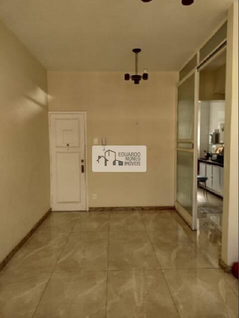Apartamento, Centro, 3 Quartos, 0 Vaga, 1 Suíte