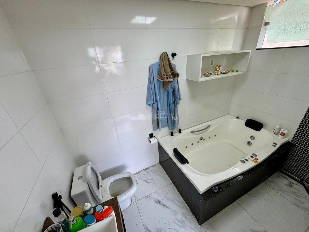 Casa, Santa Branca, 3 Quartos, 1 Vaga, 2 Suítes