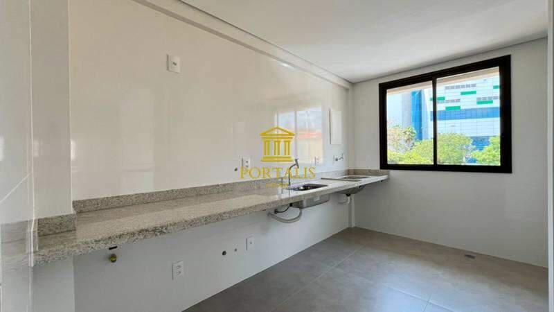 Apartamento, Prado, 3 Quartos, 2 Vagas, 2 Suítes