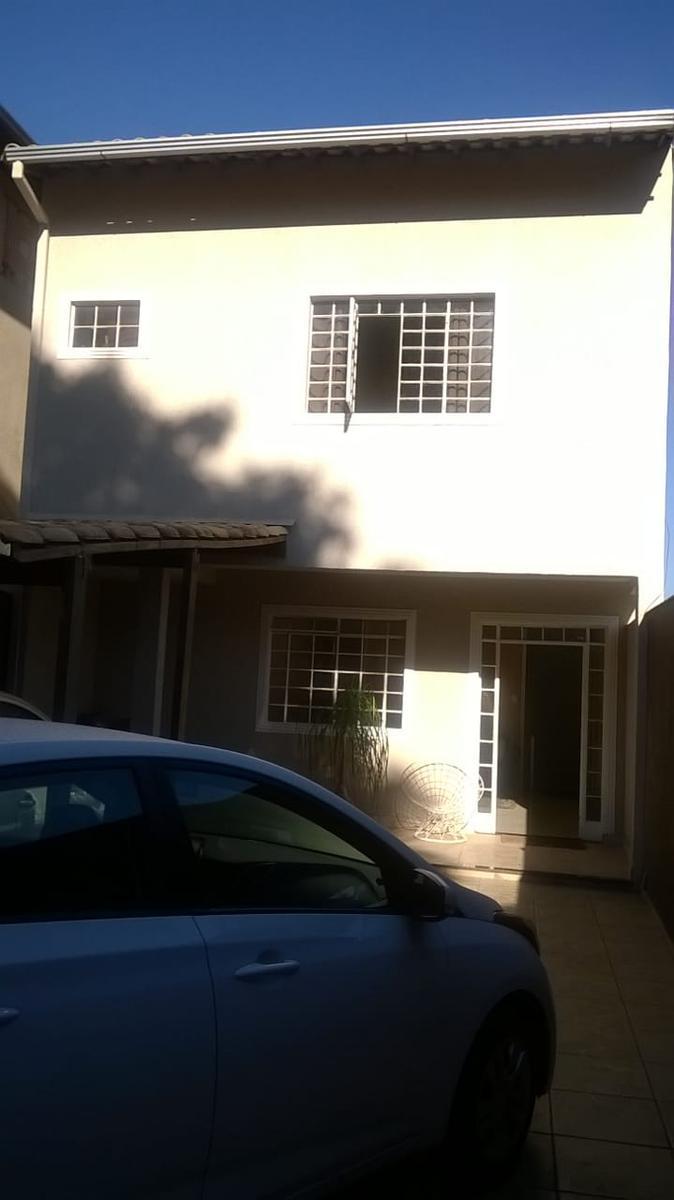 Casa, Pedra Azul, 3 Quartos, 2 Vagas