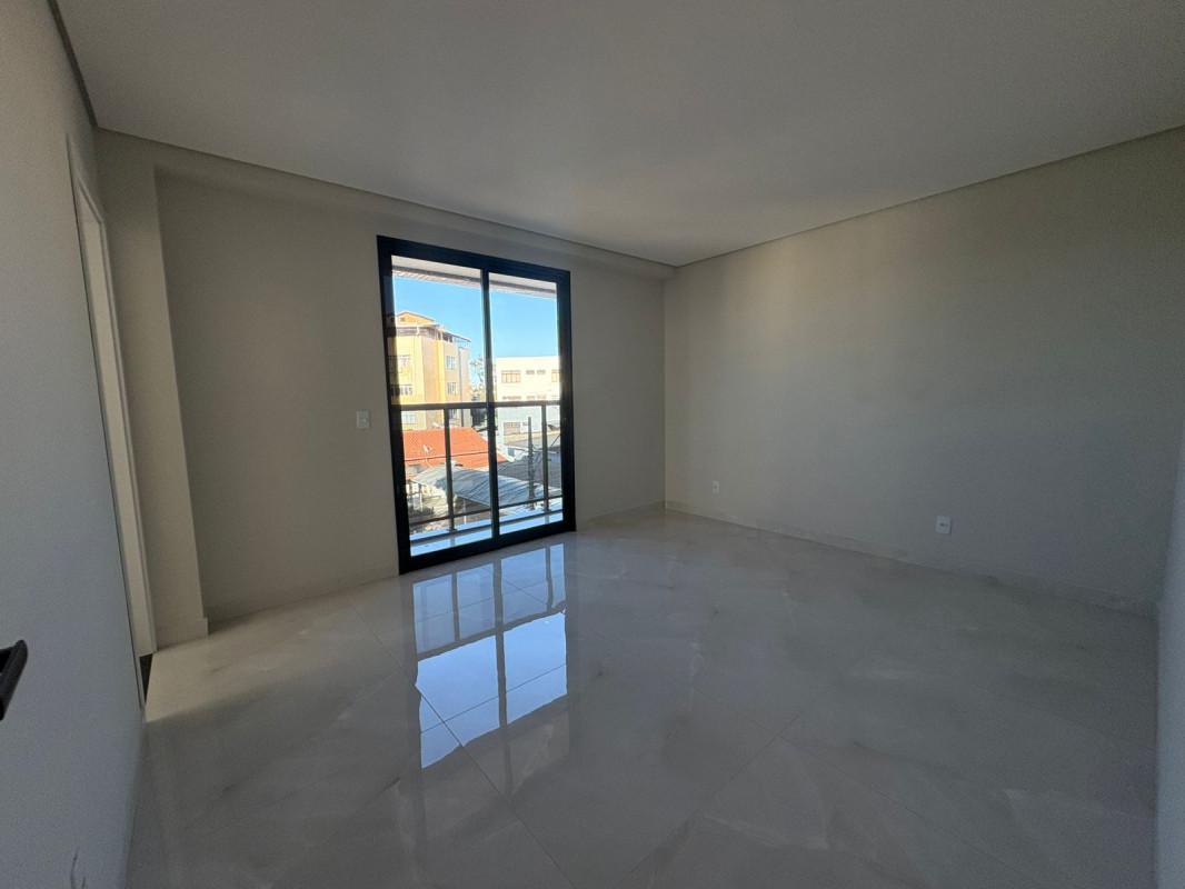 Apartamento, Santa Cruz Industrial, 3 Quartos, 2 Vagas, 1 Suíte