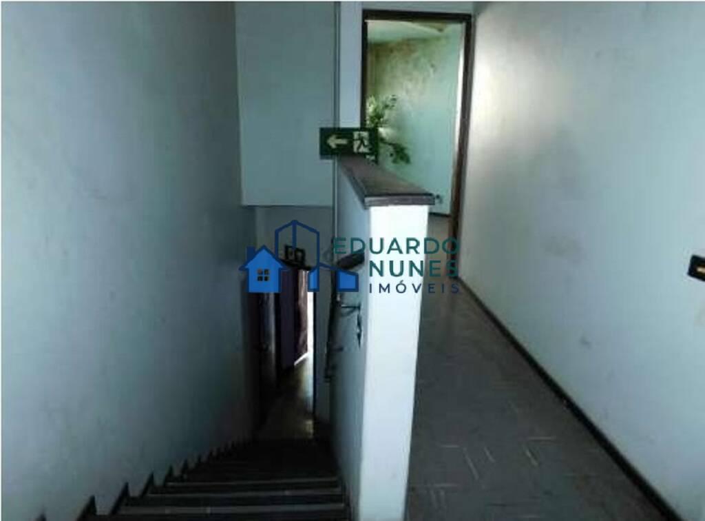 Casa, Funcionários, 4 Quartos, 0 Vaga