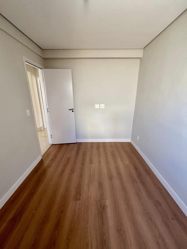 Apartamento, Sagrada Família, 3 Quartos, 2 Vagas, 1 Suíte