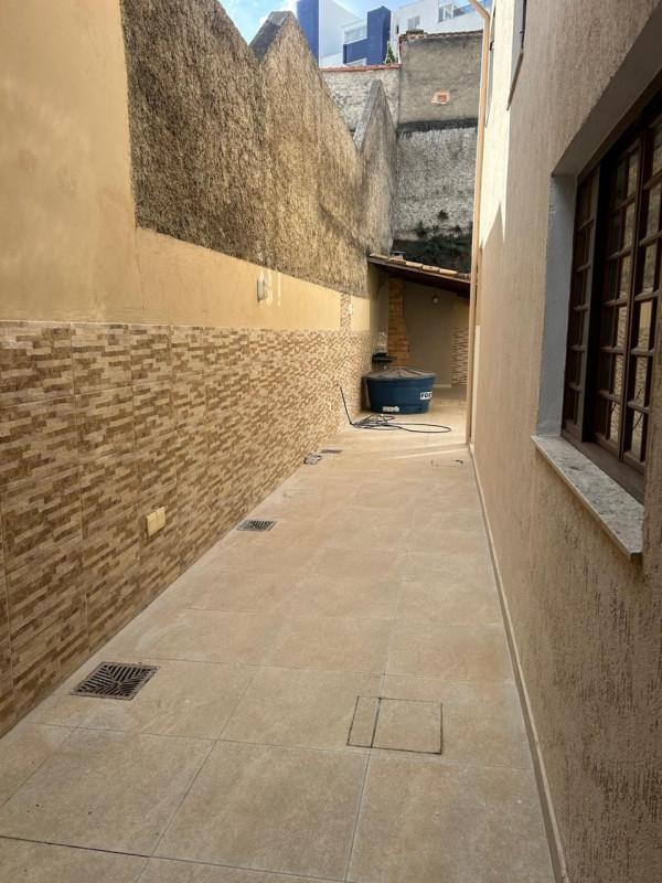 Casa, Fernão Dias, 3 Quartos, 4 Vagas, 1 Suíte