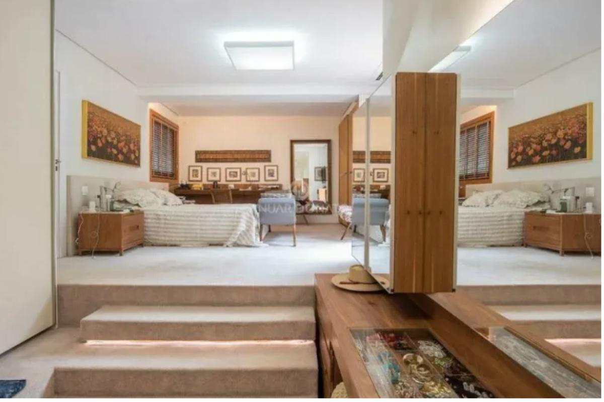 Casa, Santa Lúcia, 4 Quartos, 5 Vagas, 3 Suítes