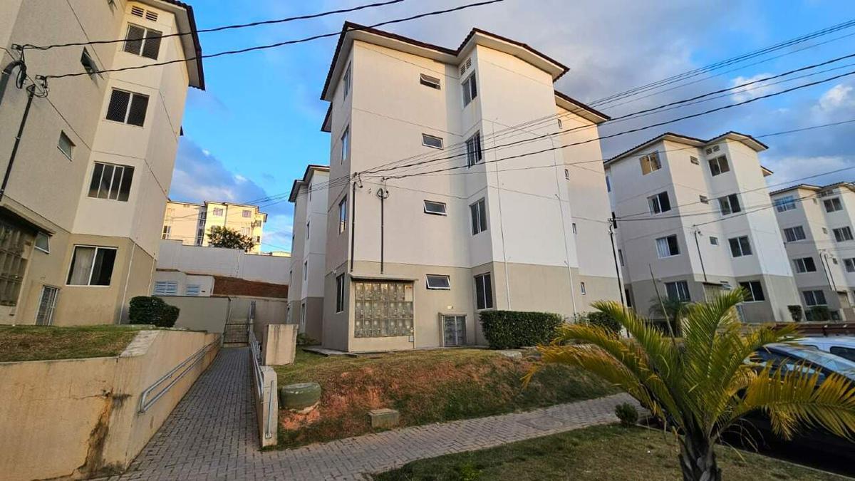 Apartamento, Vale das Amendoeiras, 2 Quartos, 1 Vaga