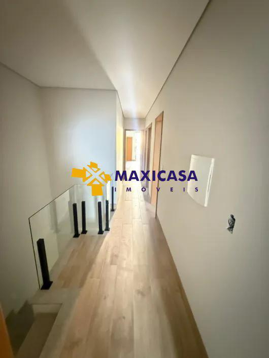 Casa, Jaraguá, 4 Quartos, 4 Vagas, 1 Suíte