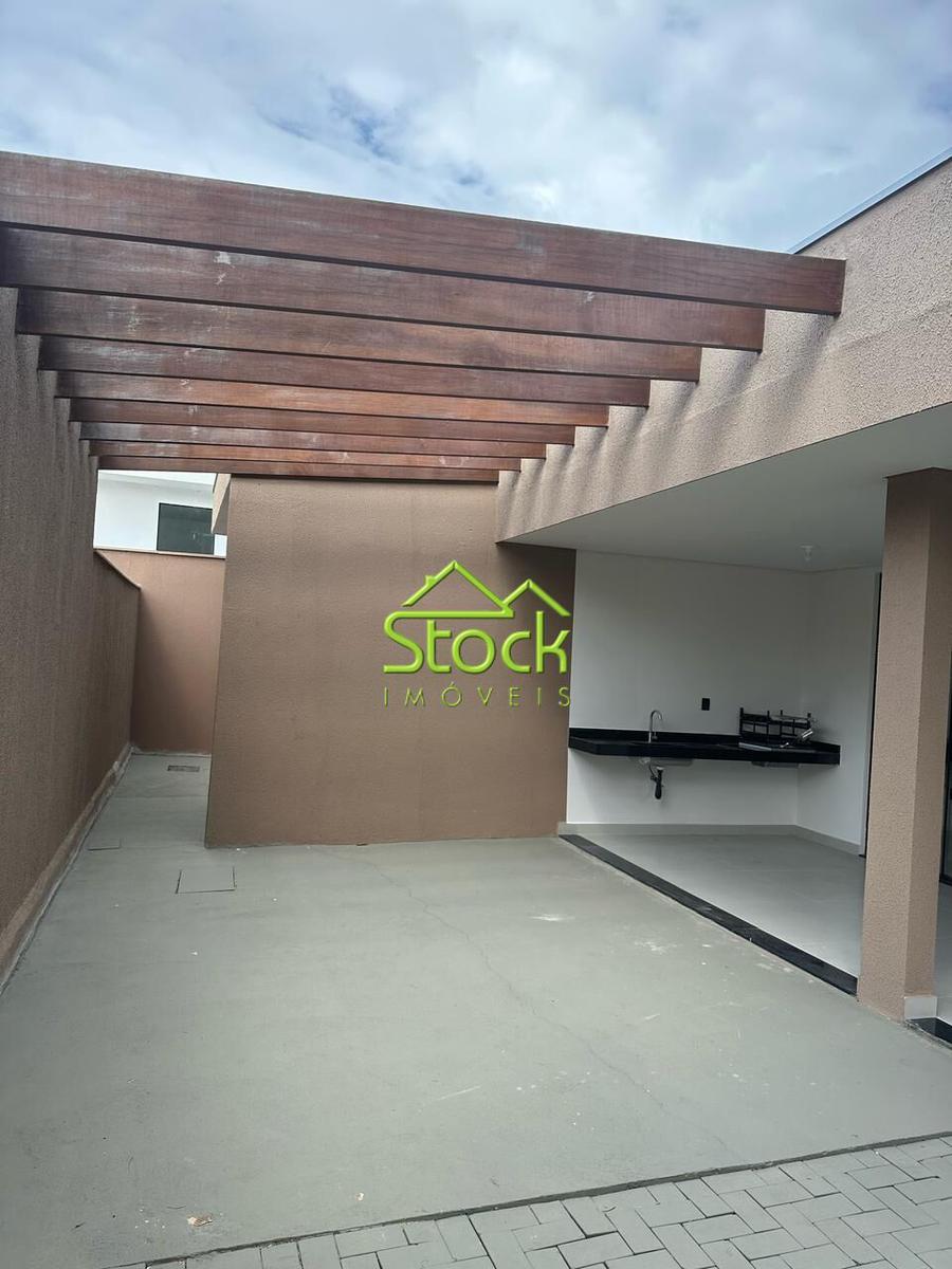 Casa, Lundcea, 3 Quartos, 3 Vagas, 1 Suíte