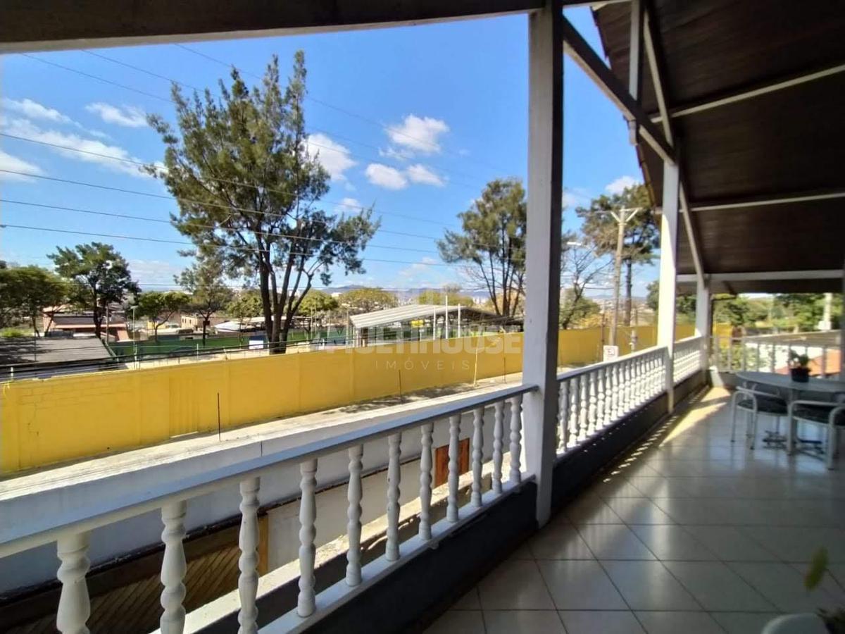 Casa, Heliópolis, 5 Quartos, 4 Vagas, 2 Suítes