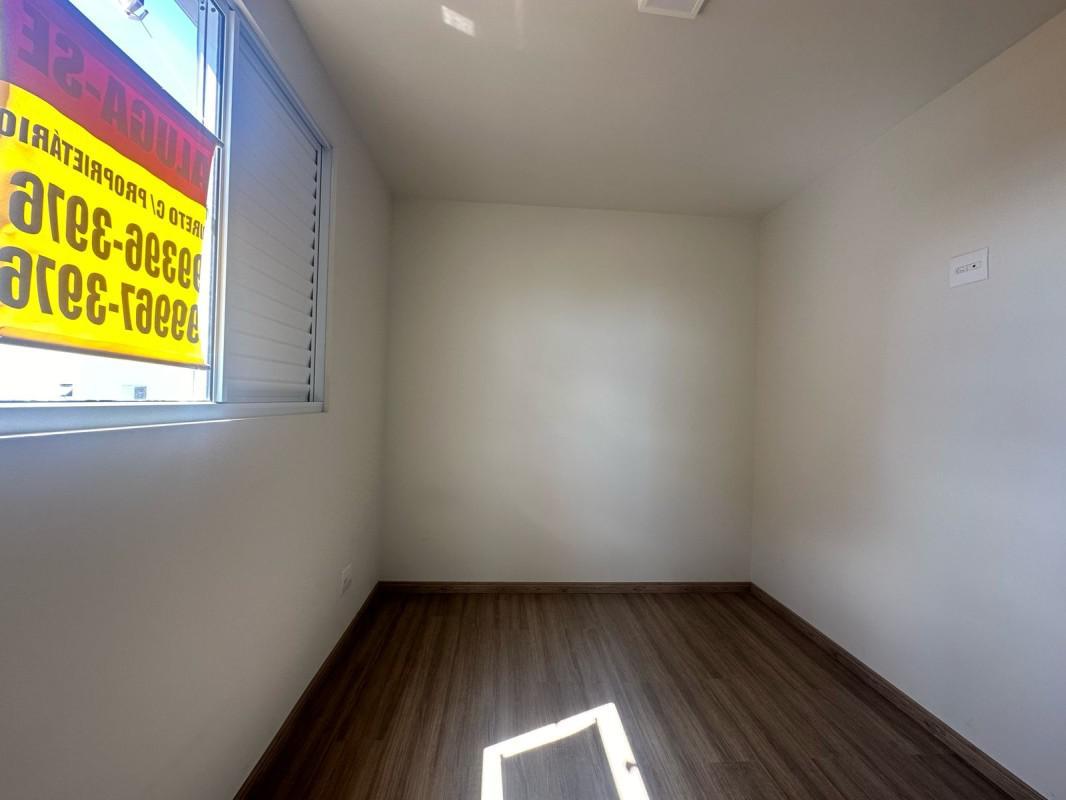 Casa, Santa Efigênia, 6 Quartos, 2 Vagas, 1 Suíte