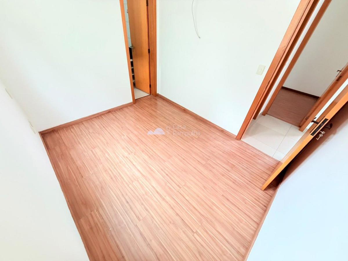 Apartamento, Candelária, 2 Quartos, 2 Vagas, 1 Suíte