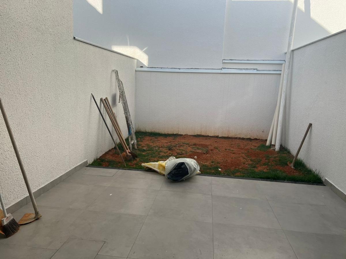 Casa, Planalto, 3 Quartos, 2 Vagas, 1 Suíte