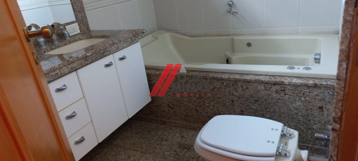 Apartamento, Funcionários, 4 Quartos, 4 Vagas, 2 Suítes