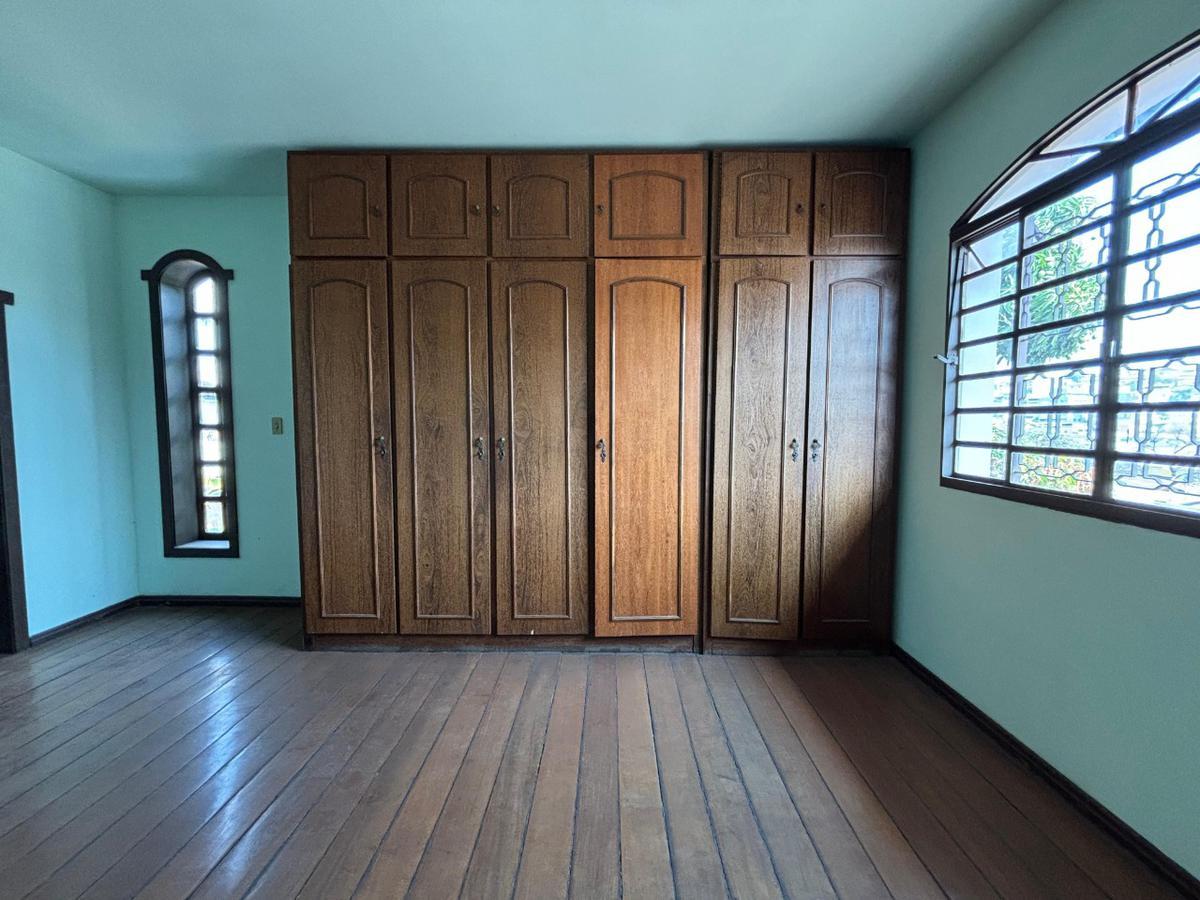 Casa, Carlos Prates, 6 Quartos, 2 Vagas