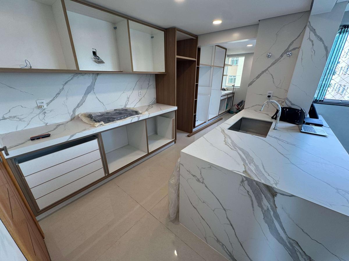 Apartamento, Fernão Dias, 4 Quartos, 2 Vagas, 2 Suítes