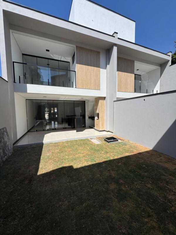 Casa, Jardim Brasília, 3 Quartos, 2 Vagas, 1 Suíte