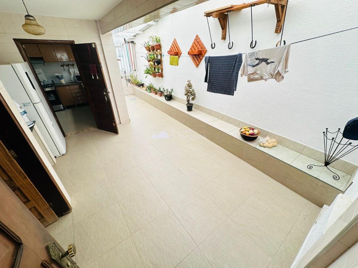 Casa, Santa Mônica, 3 Quartos, 6 Vagas, 1 Suíte