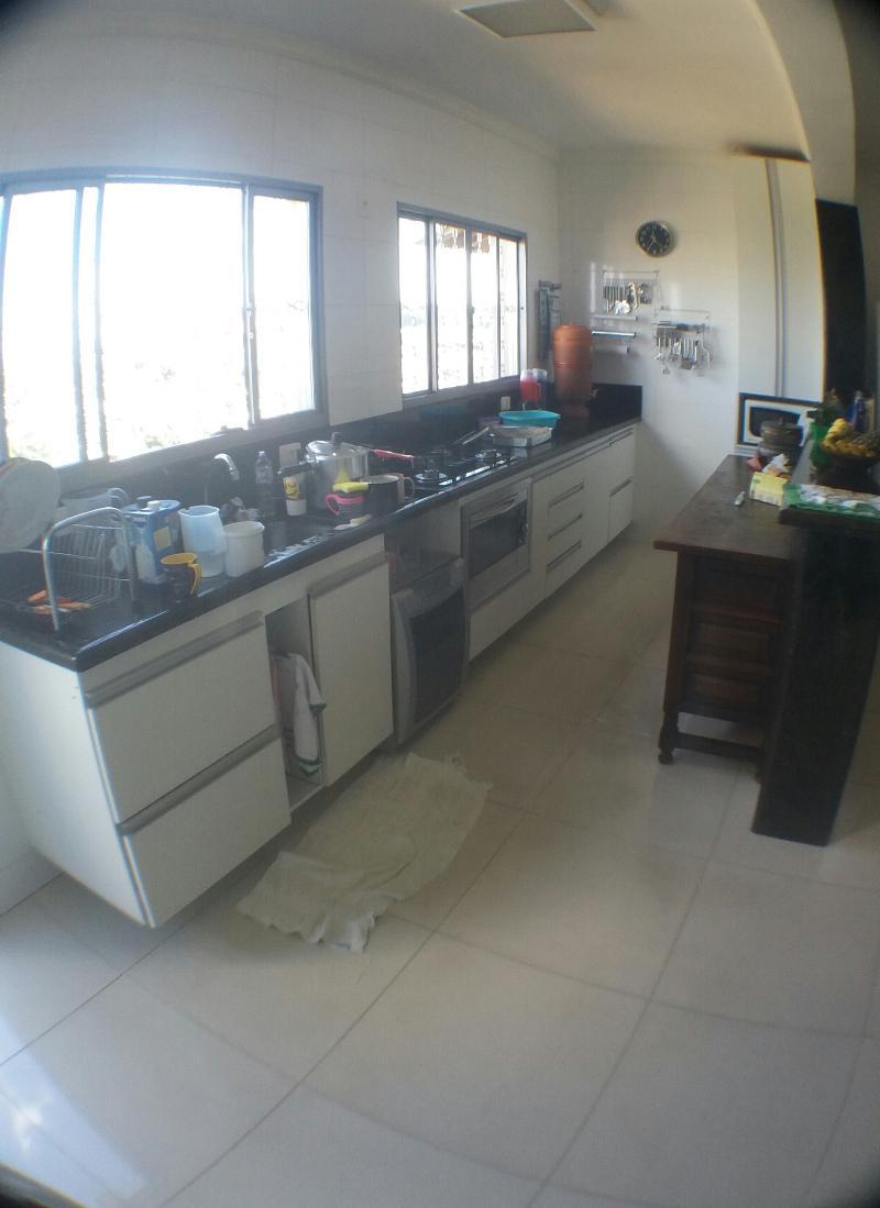 Casa, Cabral, 4 Quartos, 5 Vagas, 2 Suítes