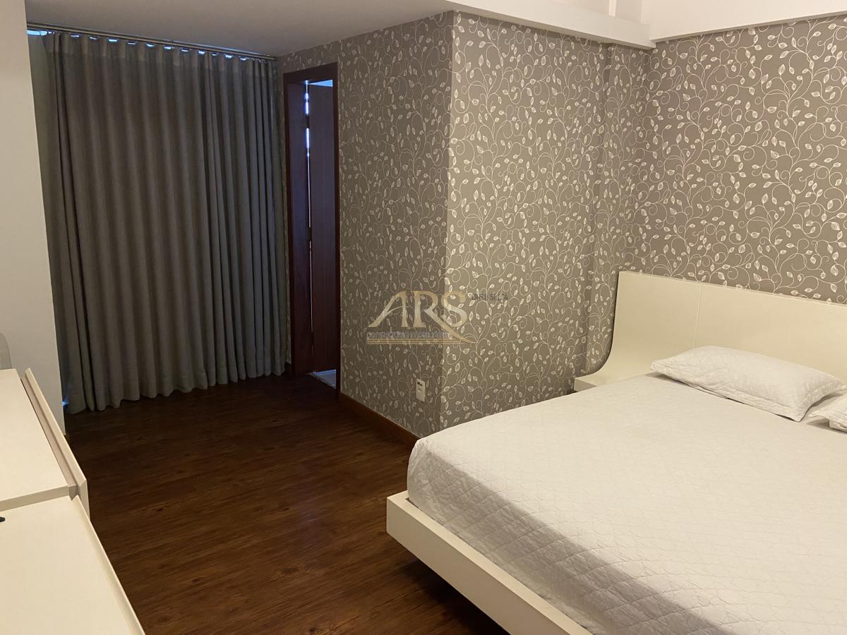 Apartamento, Centro, 4 Quartos, 3 Vagas, 2 Suítes