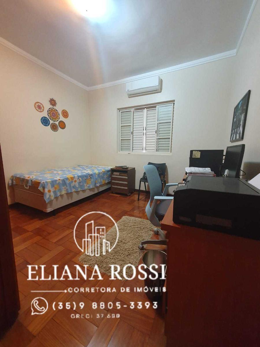 Casa, Campos Elíseos, 3 Quartos, 4 Vagas, 1 Suíte