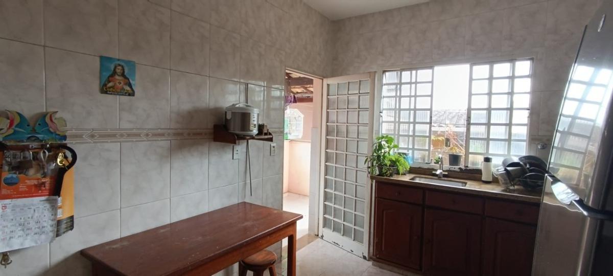 Casa, Milanez, 6 Quartos, 6 Vagas, 1 Suíte