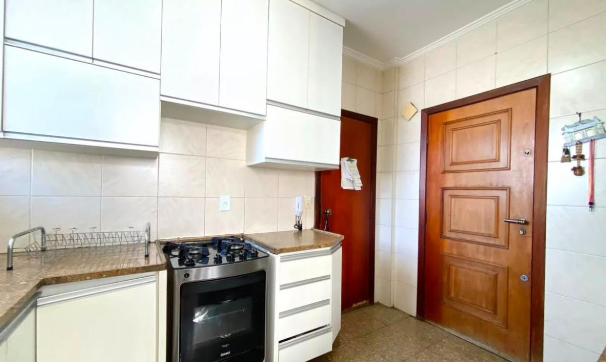 Cobertura, União, 6 Quartos, 2 Vagas, 1 Suíte