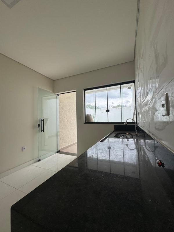 Casa, Tropical, 3 Quartos, 4 Vagas, 1 Suíte