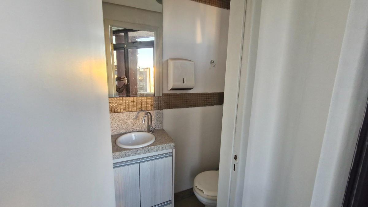 Sala, Santa Efigênia, 5 Quartos, 1 Vaga, 4 Suítes