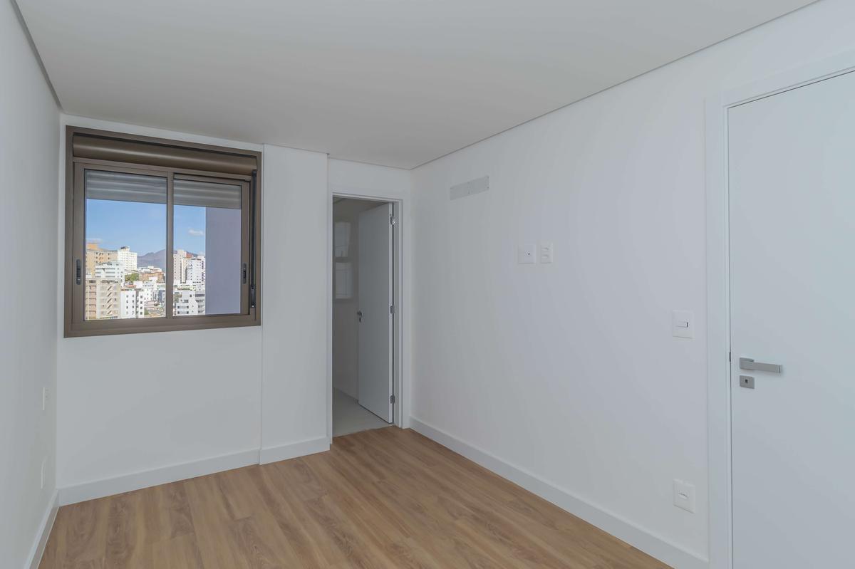 Cobertura, Cidade Nova, 3 Quartos, 2 Vagas, 1 Suíte