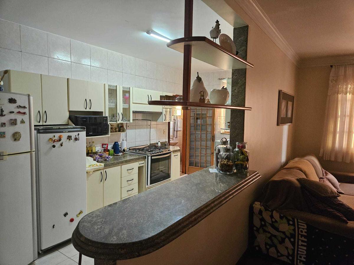Casa, Castelo, 5 Quartos, 4 Vagas, 1 Suíte
