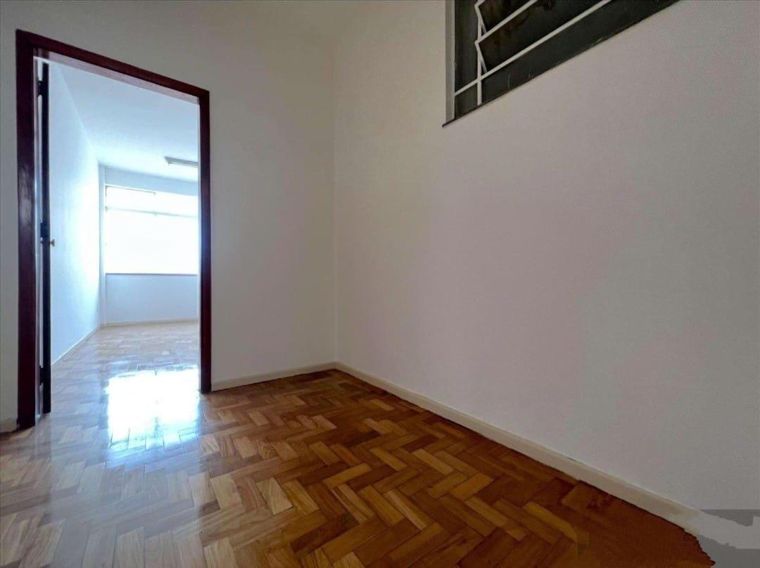 Sala, Centro, 0 Quarto, 0 Vaga