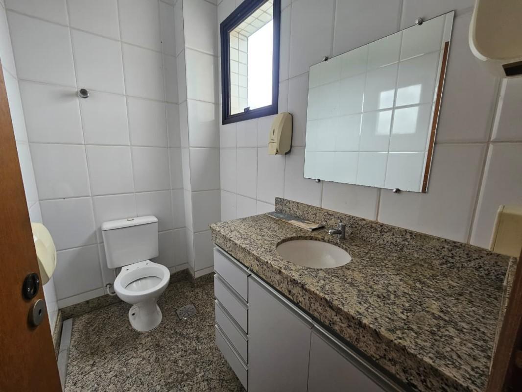 Andar, Estoril, 1 Quarto, 5 Vagas