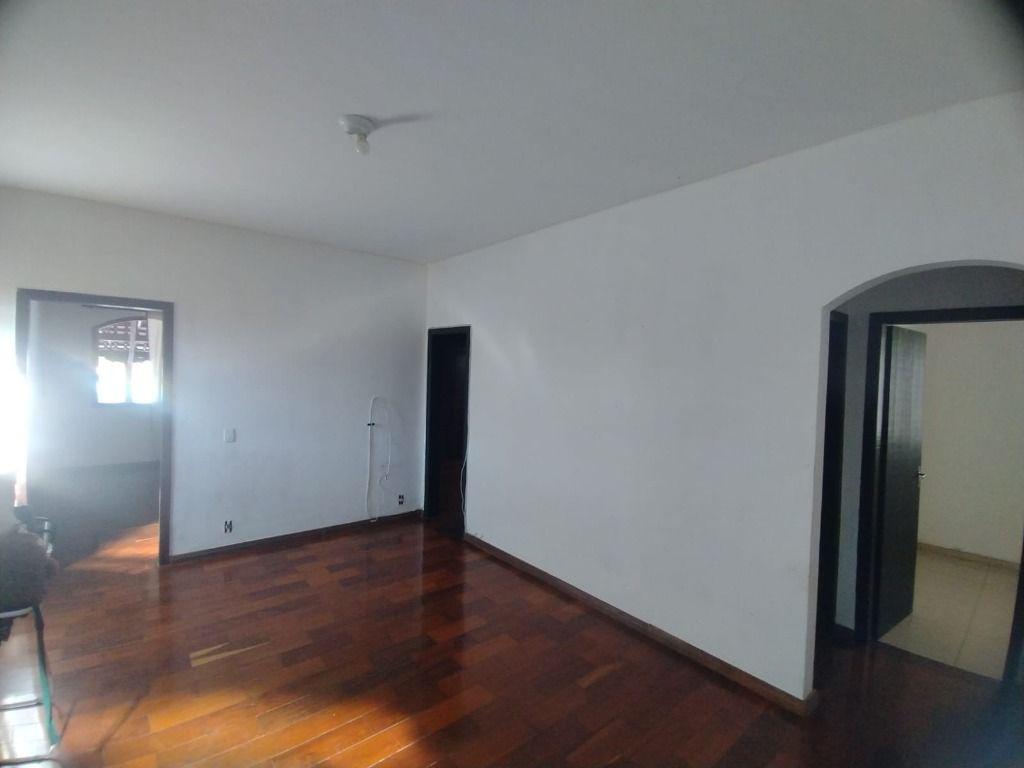 Casa, Nações Unidas, 5 Quartos, 5 Vagas, 1 Suíte