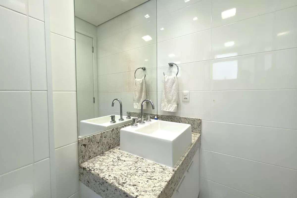 Apartamento, Funcionários, 2 Quartos, 2 Vagas, 2 Suítes