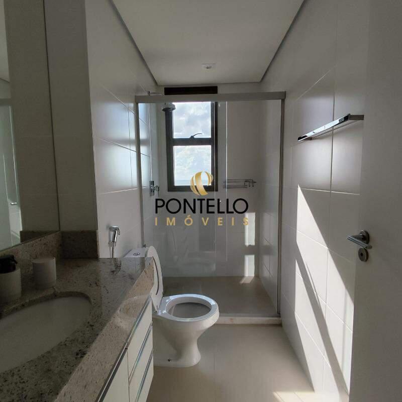 Apartamento, Estoril, 2 Quartos, 1 Vaga, 2 Suítes