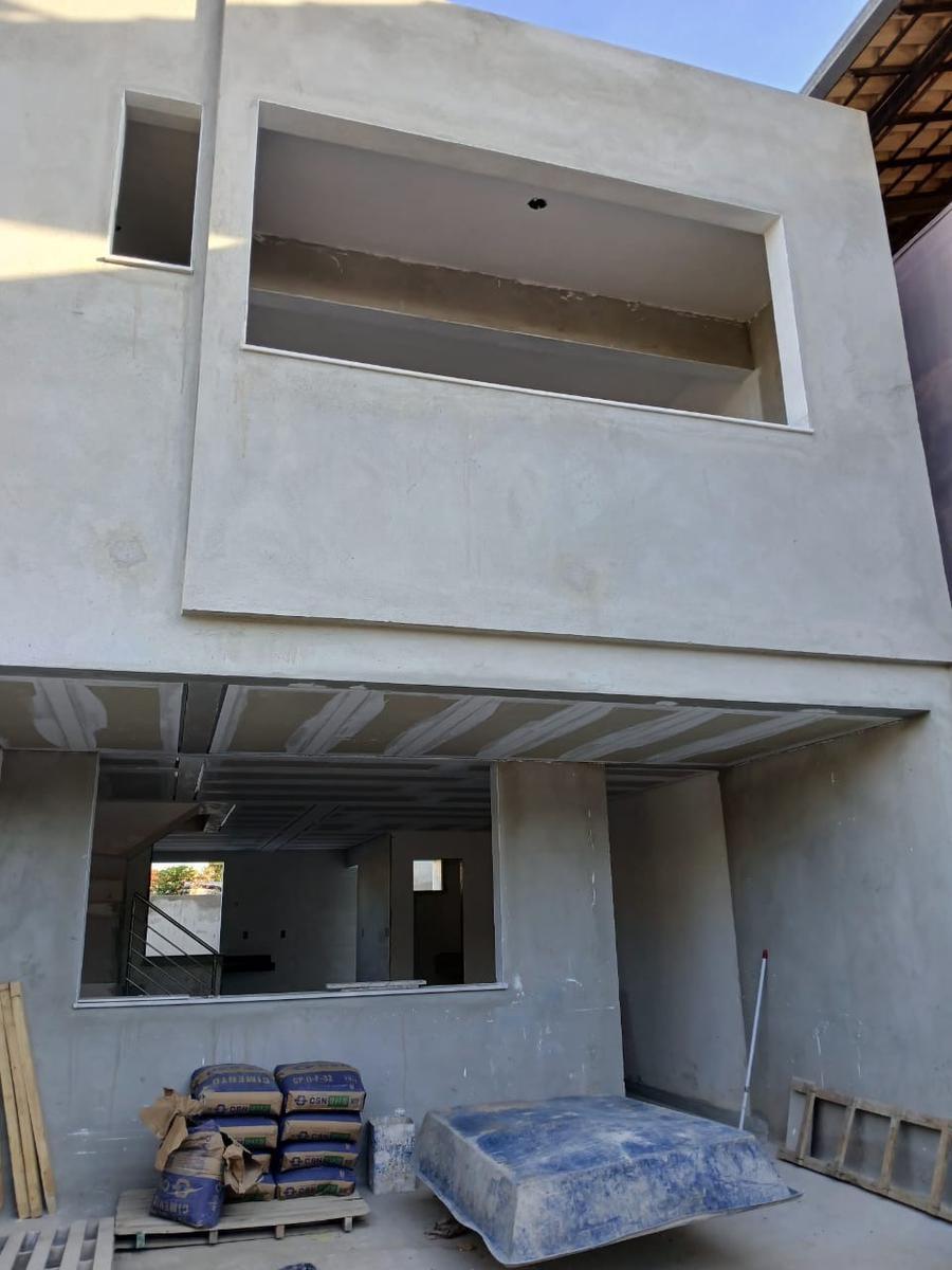 Casa, Piratininga (venda Nova), 2 Quartos, 2 Vagas, 2 Suítes