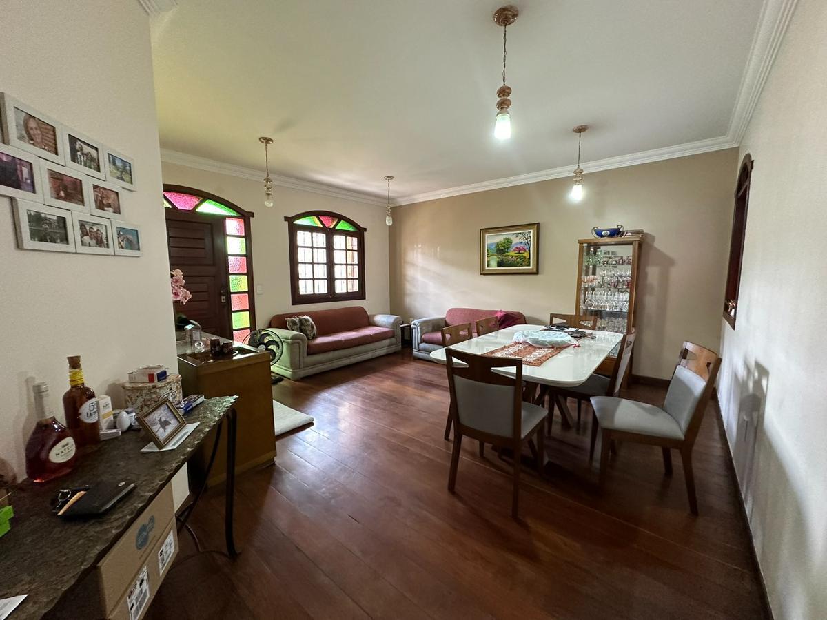 Casa, Ipiranga, 4 Quartos, 3 Vagas, 1 Suíte