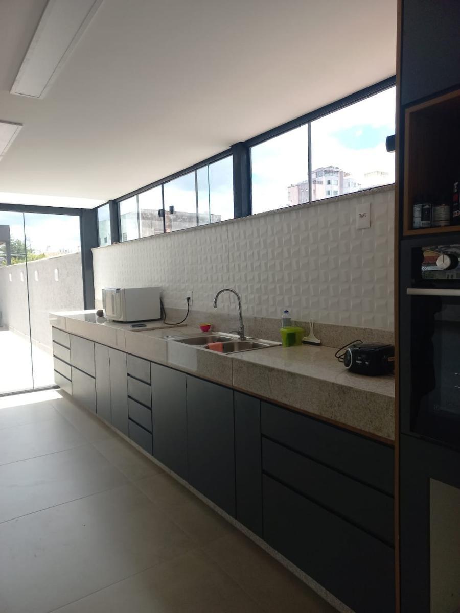 Apartamento, Sagrada Família, 3 Quartos, 2 Vagas, 1 Suíte