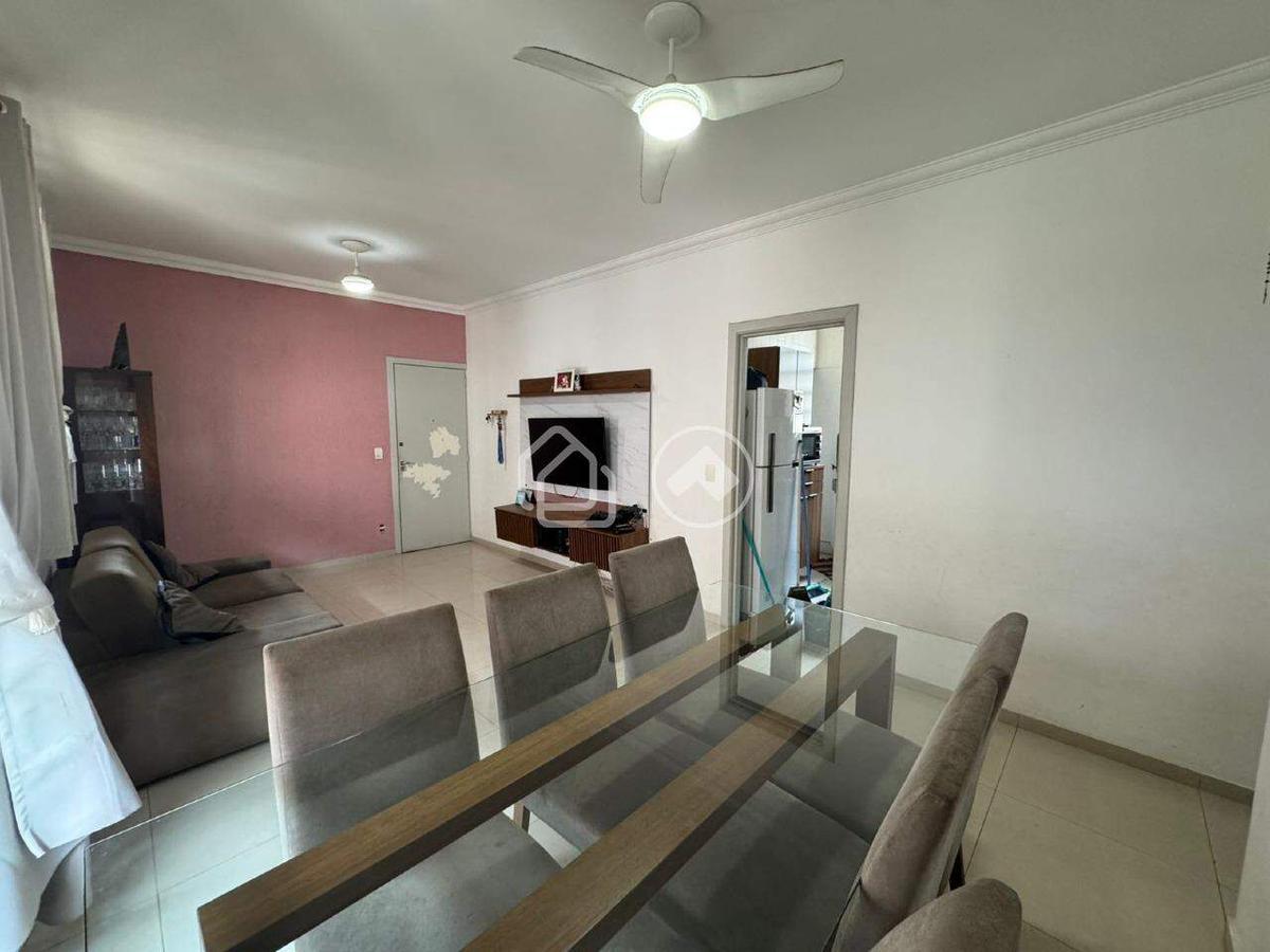 Apartamento, Estoril, 4 Quartos, 2 Vagas, 1 Suíte