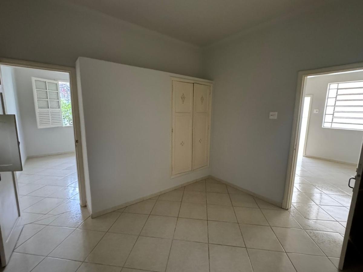 Casa, Colégio Batista, 5 Quartos, 1 Vaga, 1 Suíte