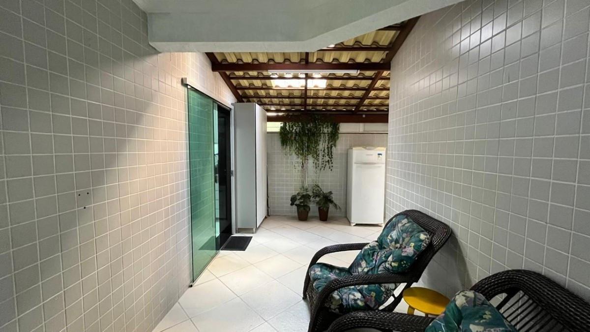 Apartamento, Barreiro, 3 Quartos, 3 Vagas, 1 Suíte